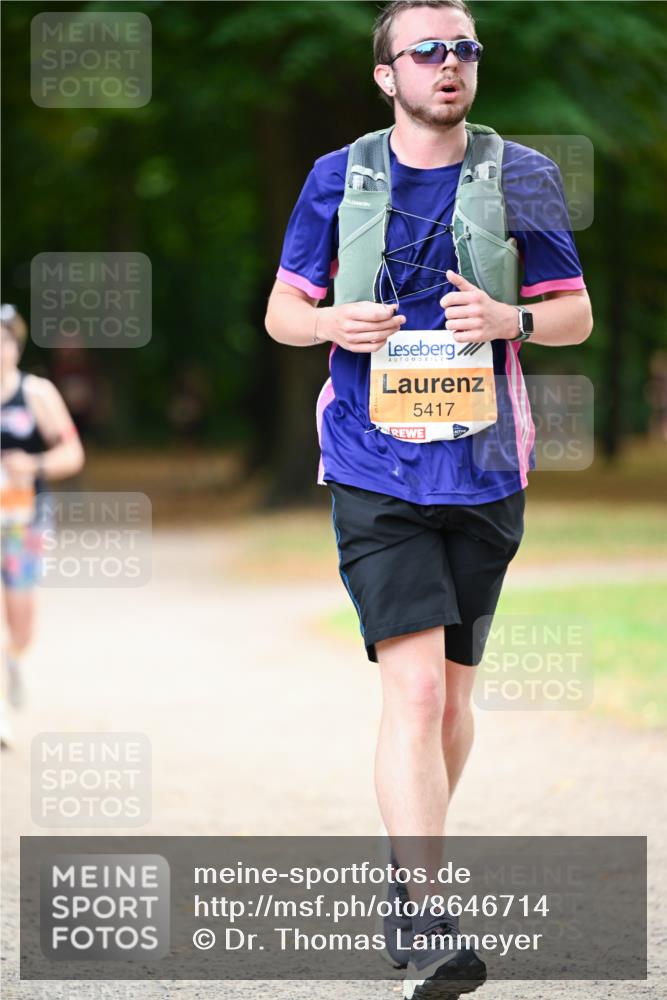 31.08.2025 - 21. Blankeneser Heldenlauf Dr. Thomas Lammeyer http://msf.ph/oto/8646714 31.08.2025 11:19:31 Laufen 5417 meine-sportfotos.de