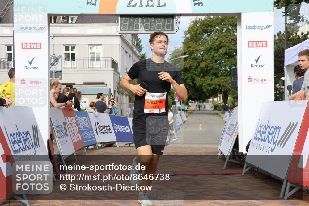 31.08.2025 - 21. Blankeneser Heldenlauf Strokosch-Dieckow http://msf.ph/oto/8646738 31.08.2025 09:51:54 Ziel 1110 meine-sportfotos.de