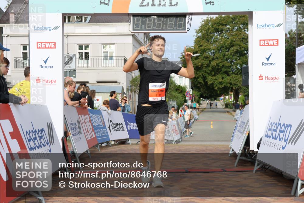 31.08.2025 - 21. Blankeneser Heldenlauf Strokosch-Dieckow http://msf.ph/oto/8646768 31.08.2025 09:51:53 Ziel 1110 meine-sportfotos.de