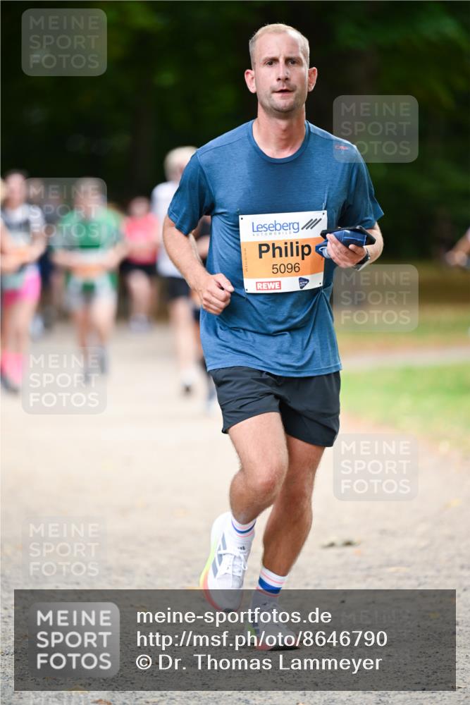 31.08.2025 - 21. Blankeneser Heldenlauf Dr. Thomas Lammeyer http://msf.ph/oto/8646790 31.08.2025 11:19:53 Laufen 5096 meine-sportfotos.de
