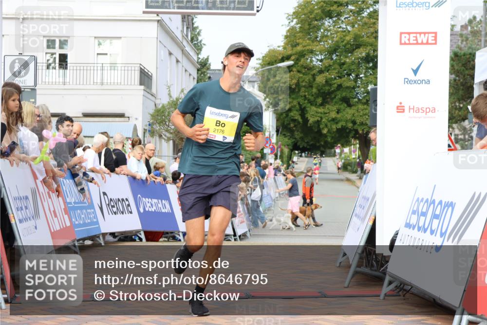 31.08.2025 - 21. Blankeneser Heldenlauf Strokosch-Dieckow http://msf.ph/oto/8646795 31.08.2025 10:20:36 Ziel 2176 meine-sportfotos.de