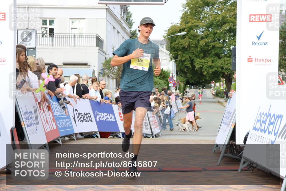 31.08.2025 - 21. Blankeneser Heldenlauf Strokosch-Dieckow http://msf.ph/oto/8646807 31.08.2025 10:20:36 Ziel 2176 meine-sportfotos.de