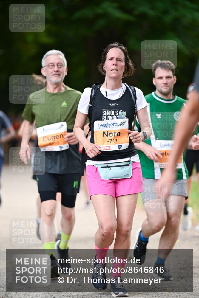 31.08.2025 - 21. Blankeneser Heldenlauf Dr. Thomas Lammeyer http://msf.ph/oto/8646846 31.08.2025 11:20:01 Laufen 5110, 5711 meine-sportfotos.de