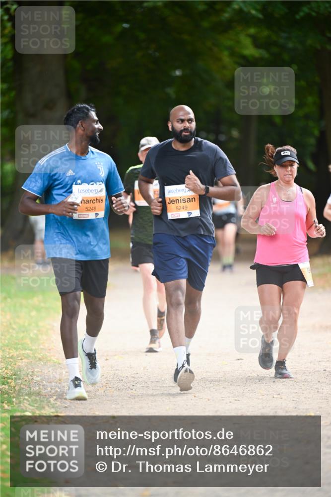 31.08.2025 - 21. Blankeneser Heldenlauf Dr. Thomas Lammeyer http://msf.ph/oto/8646862 31.08.2025 11:20:03 Laufen 5248, 5249 meine-sportfotos.de