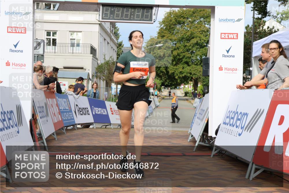 31.08.2025 - 21. Blankeneser Heldenlauf Strokosch-Dieckow http://msf.ph/oto/8646872 31.08.2025 09:51:25 Ziel 1081, 1074, 1145 meine-sportfotos.de
