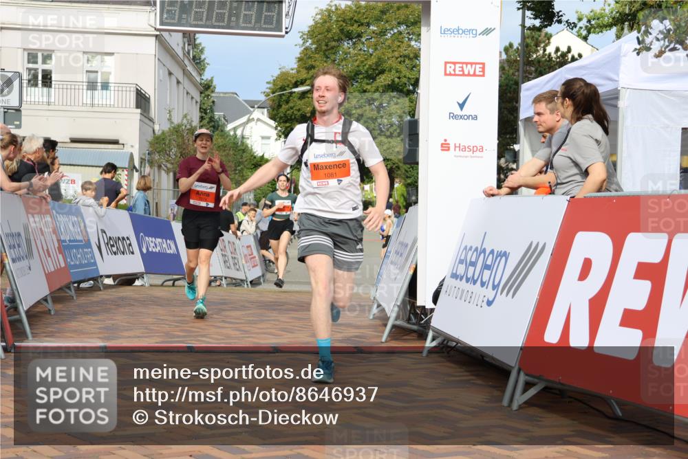 31.08.2025 - 21. Blankeneser Heldenlauf Strokosch-Dieckow http://msf.ph/oto/8646937 31.08.2025 09:51:21 Ziel 1081, 1074, 1145 meine-sportfotos.de