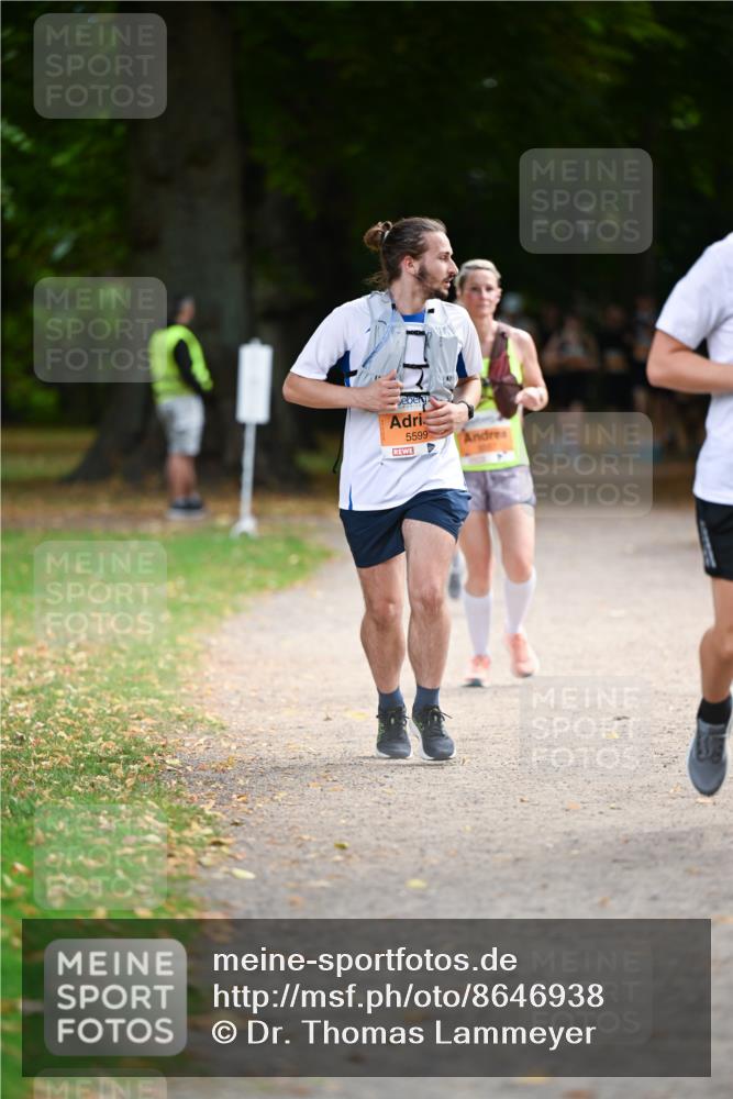 31.08.2025 - 21. Blankeneser Heldenlauf Dr. Thomas Lammeyer http://msf.ph/oto/8646938 31.08.2025 11:20:18 Laufen 5599 meine-sportfotos.de