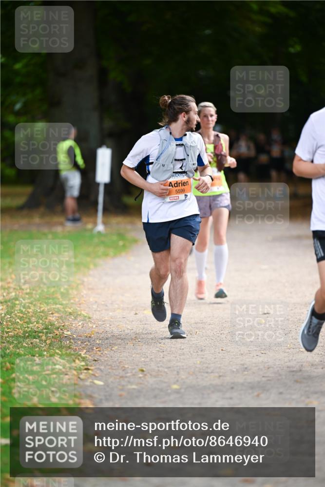 31.08.2025 - 21. Blankeneser Heldenlauf Dr. Thomas Lammeyer http://msf.ph/oto/8646940 31.08.2025 11:20:18 Laufen 5599 meine-sportfotos.de