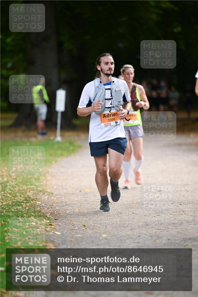 31.08.2025 - 21. Blankeneser Heldenlauf Dr. Thomas Lammeyer http://msf.ph/oto/8646945 31.08.2025 11:20:18 Laufen 5599 meine-sportfotos.de