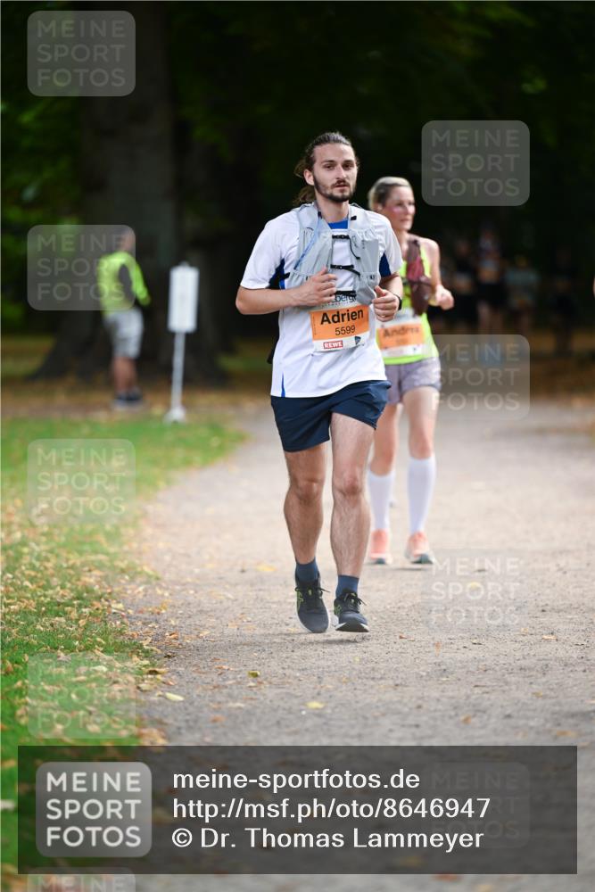 31.08.2025 - 21. Blankeneser Heldenlauf Dr. Thomas Lammeyer http://msf.ph/oto/8646947 31.08.2025 11:20:19 Laufen 5599 meine-sportfotos.de