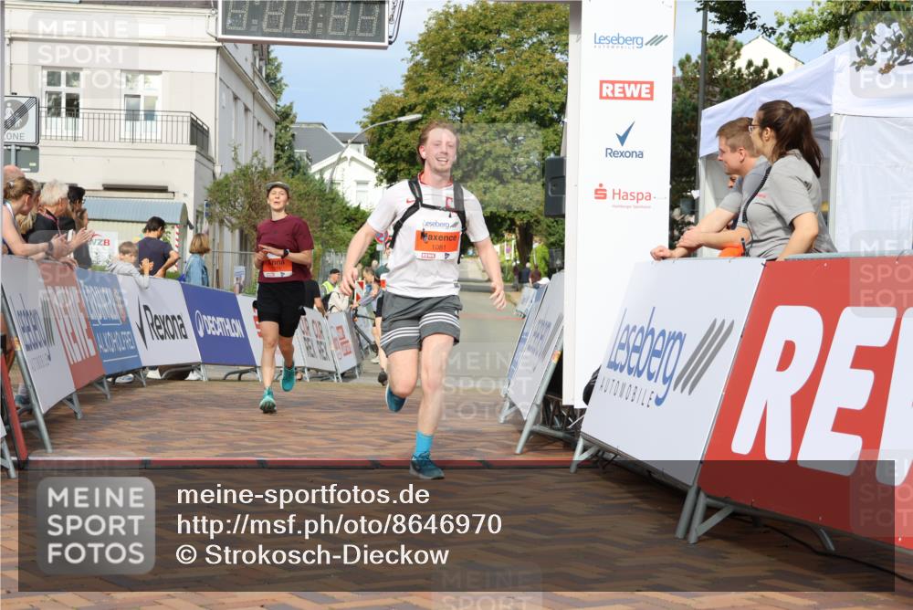 31.08.2025 - 21. Blankeneser Heldenlauf Strokosch-Dieckow http://msf.ph/oto/8646970 31.08.2025 09:51:21 Ziel 1081, 1074, 1145 meine-sportfotos.de