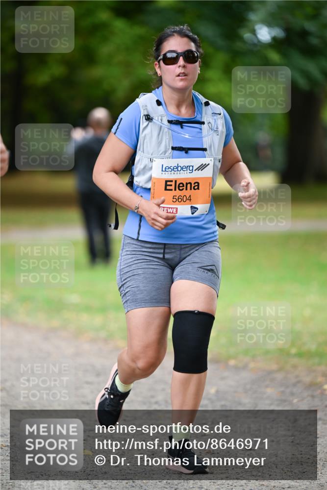 31.08.2025 - 21. Blankeneser Heldenlauf Dr. Thomas Lammeyer http://msf.ph/oto/8646971 31.08.2025 11:20:22 Laufen 5604 meine-sportfotos.de