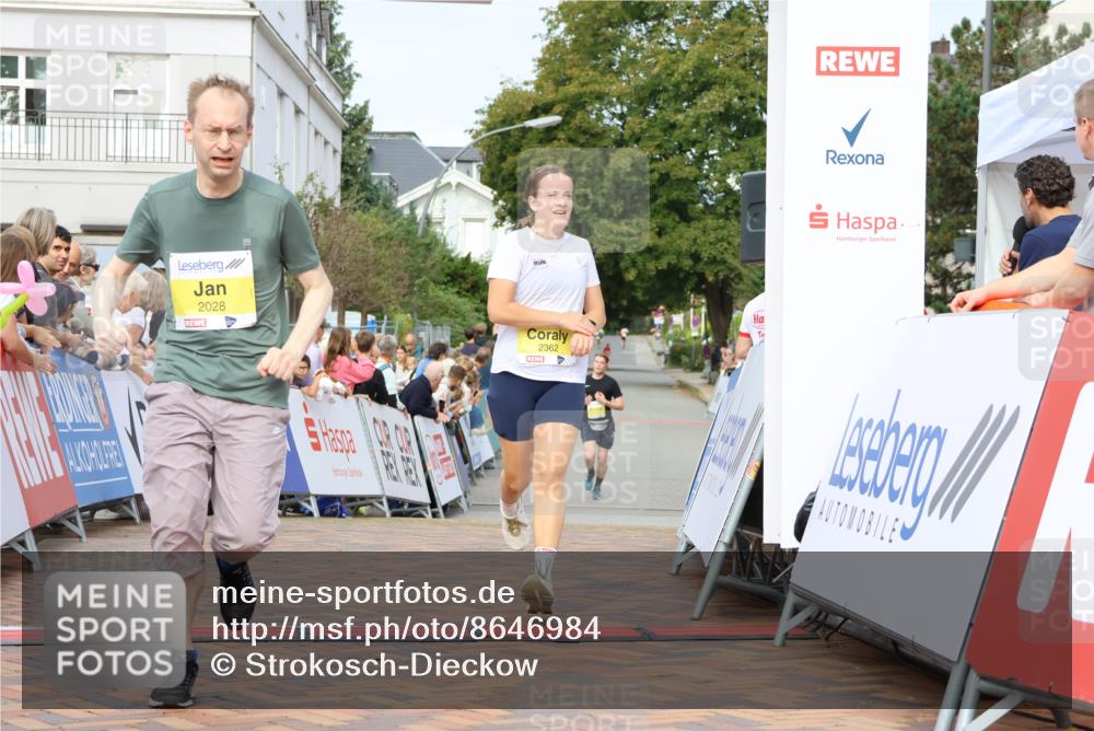 31.08.2025 - 21. Blankeneser Heldenlauf Strokosch-Dieckow http://msf.ph/oto/8646984 31.08.2025 10:20:19 Ziel 2078, 2028, 2362 meine-sportfotos.de