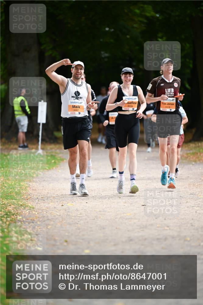 31.08.2025 - 21. Blankeneser Heldenlauf Dr. Thomas Lammeyer http://msf.ph/oto/8647001 31.08.2025 11:20:34 Laufen 5007, 5034, 5518 meine-sportfotos.de