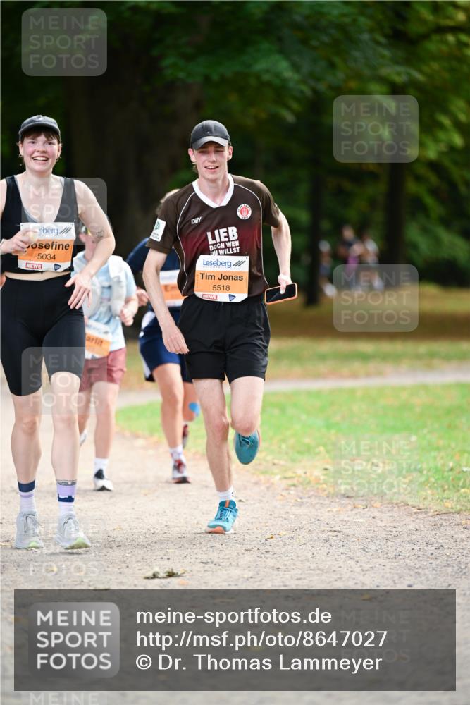 31.08.2025 - 21. Blankeneser Heldenlauf Dr. Thomas Lammeyer http://msf.ph/oto/8647027 31.08.2025 11:20:37 Laufen 5034, 5518 meine-sportfotos.de