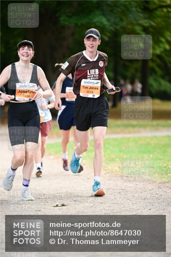 31.08.2025 - 21. Blankeneser Heldenlauf Dr. Thomas Lammeyer http://msf.ph/oto/8647030 31.08.2025 11:20:38 Laufen 5034, 5518 meine-sportfotos.de