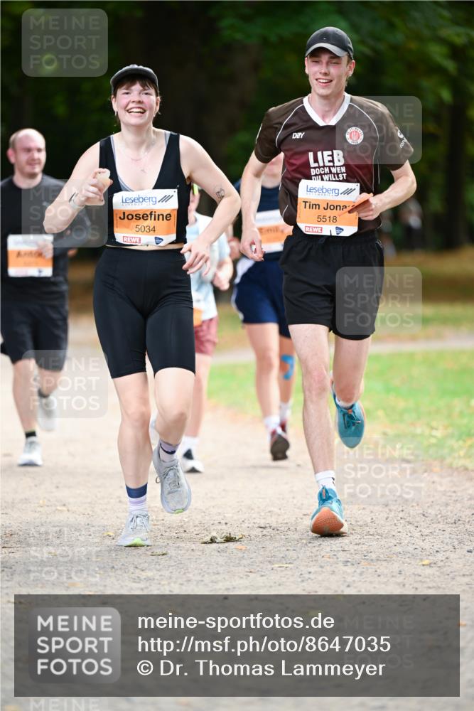 31.08.2025 - 21. Blankeneser Heldenlauf Dr. Thomas Lammeyer http://msf.ph/oto/8647035 31.08.2025 11:20:38 Laufen 5034, 5518 meine-sportfotos.de