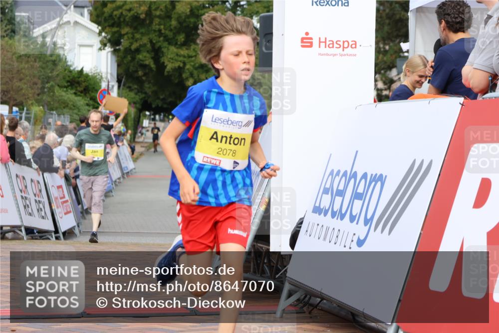 31.08.2025 - 21. Blankeneser Heldenlauf Strokosch-Dieckow http://msf.ph/oto/8647070 31.08.2025 10:20:14 Ziel 2078, 2028 meine-sportfotos.de