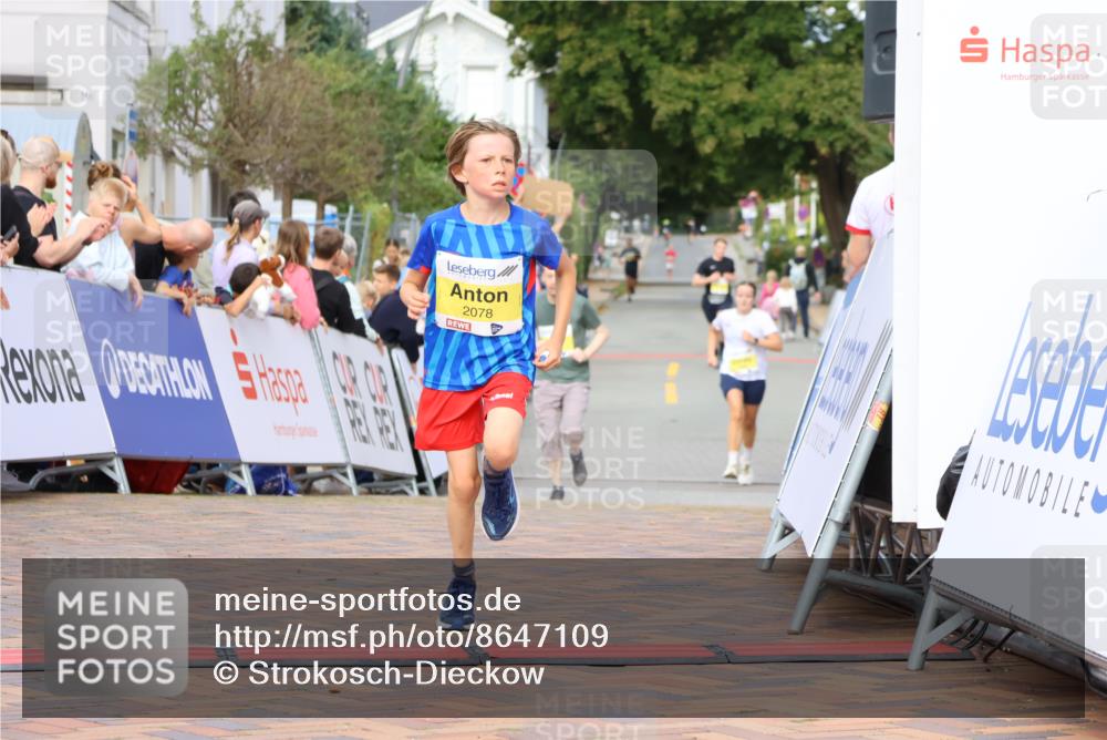 31.08.2025 - 21. Blankeneser Heldenlauf Strokosch-Dieckow http://msf.ph/oto/8647109 31.08.2025 10:20:13 Ziel 2078 meine-sportfotos.de