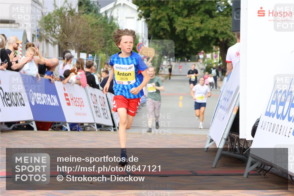 31.08.2025 - 21. Blankeneser Heldenlauf Strokosch-Dieckow http://msf.ph/oto/8647121 31.08.2025 10:20:13 Ziel 2078 meine-sportfotos.de