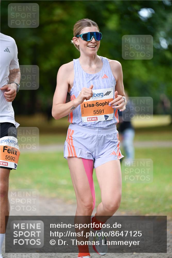 31.08.2025 - 21. Blankeneser Heldenlauf Dr. Thomas Lammeyer http://msf.ph/oto/8647125 31.08.2025 11:20:51 Laufen 5592, 5591 meine-sportfotos.de