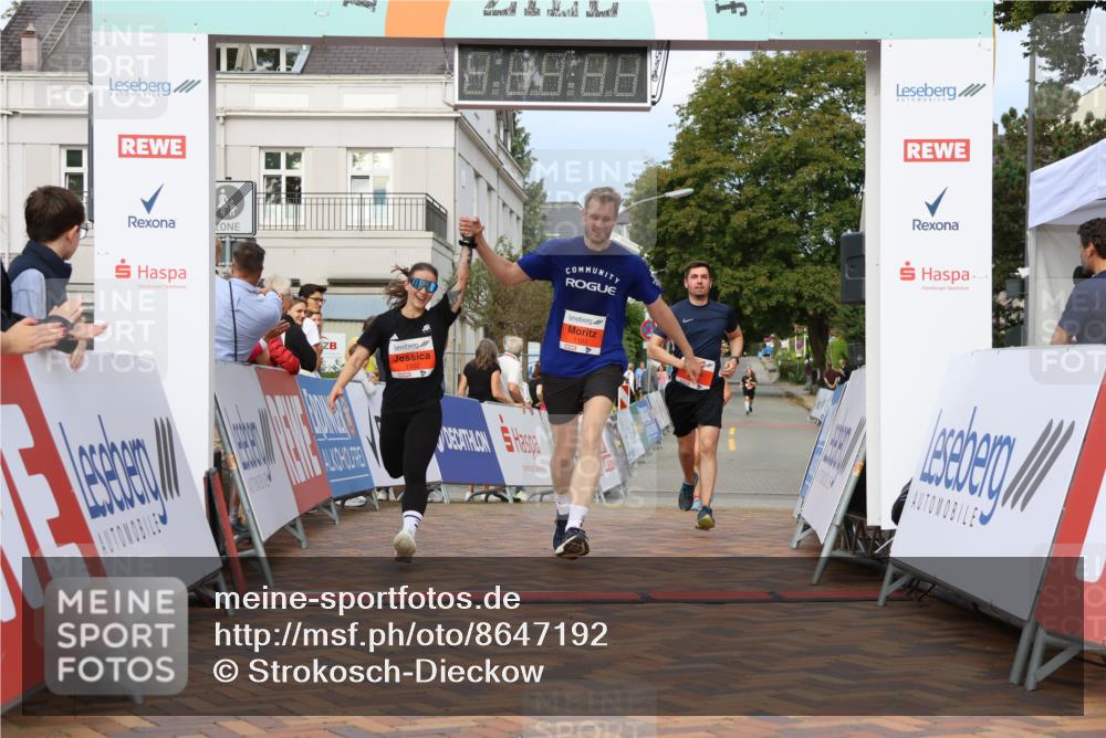 31.08.2025 - 21. Blankeneser Heldenlauf Strokosch-Dieckow http://msf.ph/oto/8647192 31.08.2025 09:50:05 Ziel 1176, 1102, 1103, 1043 meine-sportfotos.de
