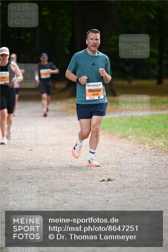 31.08.2025 - 21. Blankeneser Heldenlauf Dr. Thomas Lammeyer http://msf.ph/oto/8647251 31.08.2025 11:21:16 Laufen 368, 5018 meine-sportfotos.de