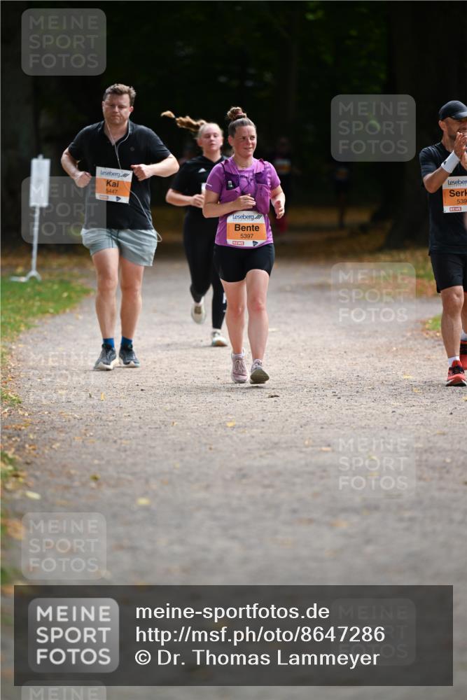 31.08.2025 - 21. Blankeneser Heldenlauf Dr. Thomas Lammeyer http://msf.ph/oto/8647286 31.08.2025 11:21:22 Laufen 5447, 5397, 539 meine-sportfotos.de