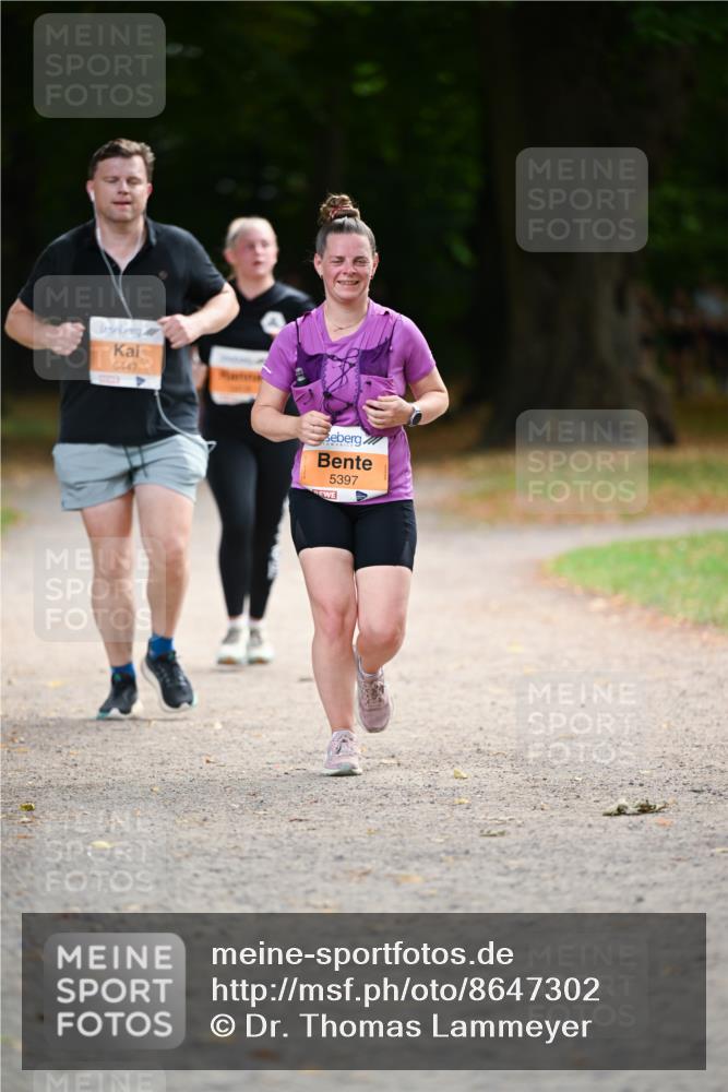 31.08.2025 - 21. Blankeneser Heldenlauf Dr. Thomas Lammeyer http://msf.ph/oto/8647302 31.08.2025 11:21:24 Laufen 5447, 5397 meine-sportfotos.de
