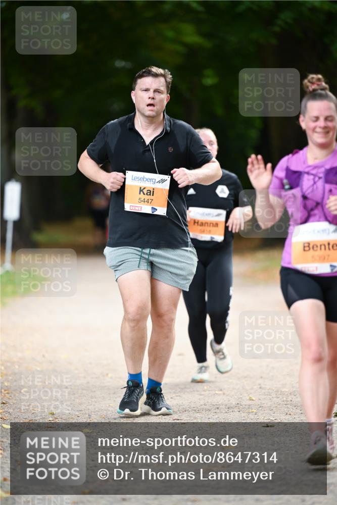 31.08.2025 - 21. Blankeneser Heldenlauf Dr. Thomas Lammeyer http://msf.ph/oto/8647314 31.08.2025 11:21:26 Laufen 5447, 5397 meine-sportfotos.de