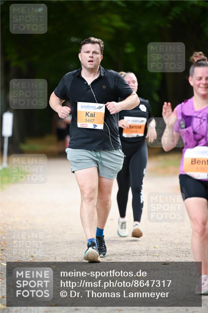 31.08.2025 - 21. Blankeneser Heldenlauf Dr. Thomas Lammeyer http://msf.ph/oto/8647317 31.08.2025 11:21:26 Laufen 5447, 5397 meine-sportfotos.de