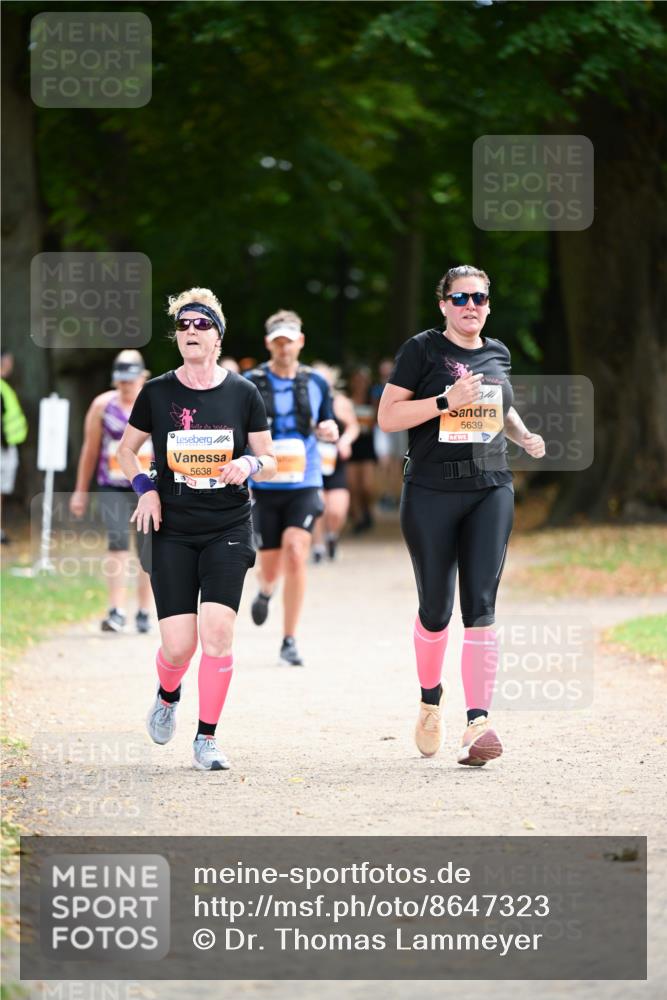 31.08.2025 - 21. Blankeneser Heldenlauf Dr. Thomas Lammeyer http://msf.ph/oto/8647323 31.08.2025 11:21:39 Laufen 5638, 5639 meine-sportfotos.de
