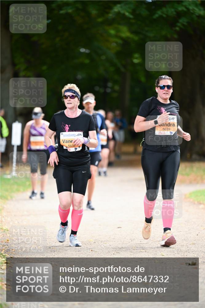31.08.2025 - 21. Blankeneser Heldenlauf Dr. Thomas Lammeyer http://msf.ph/oto/8647332 31.08.2025 11:21:40 Laufen 5638, 5639 meine-sportfotos.de