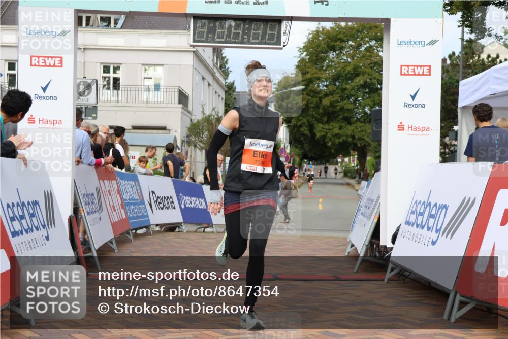 31.08.2025 - 21. Blankeneser Heldenlauf Strokosch-Dieckow http://msf.ph/oto/8647354 31.08.2025 09:49:28 Ziel 1046 meine-sportfotos.de