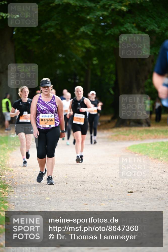 31.08.2025 - 21. Blankeneser Heldenlauf Dr. Thomas Lammeyer http://msf.ph/oto/8647360 31.08.2025 11:21:48 Laufen 5601 meine-sportfotos.de