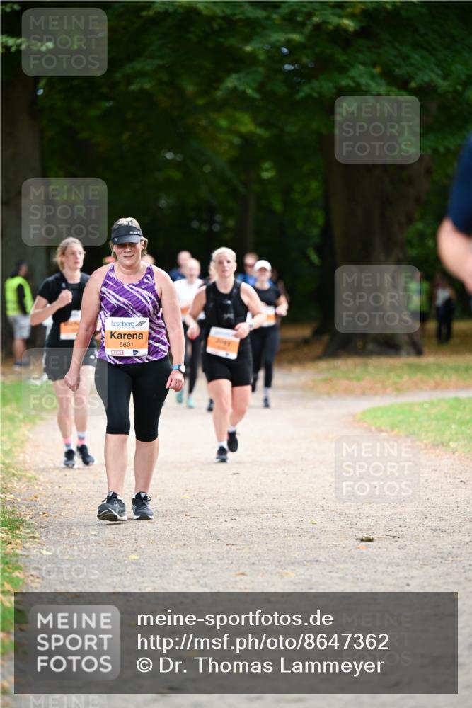 31.08.2025 - 21. Blankeneser Heldenlauf Dr. Thomas Lammeyer http://msf.ph/oto/8647362 31.08.2025 11:21:48 Laufen 5601 meine-sportfotos.de