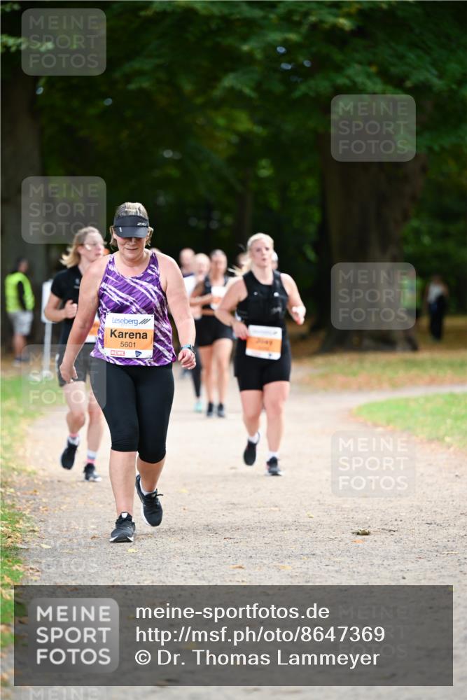 31.08.2025 - 21. Blankeneser Heldenlauf Dr. Thomas Lammeyer http://msf.ph/oto/8647369 31.08.2025 11:21:49 Laufen 5601 meine-sportfotos.de