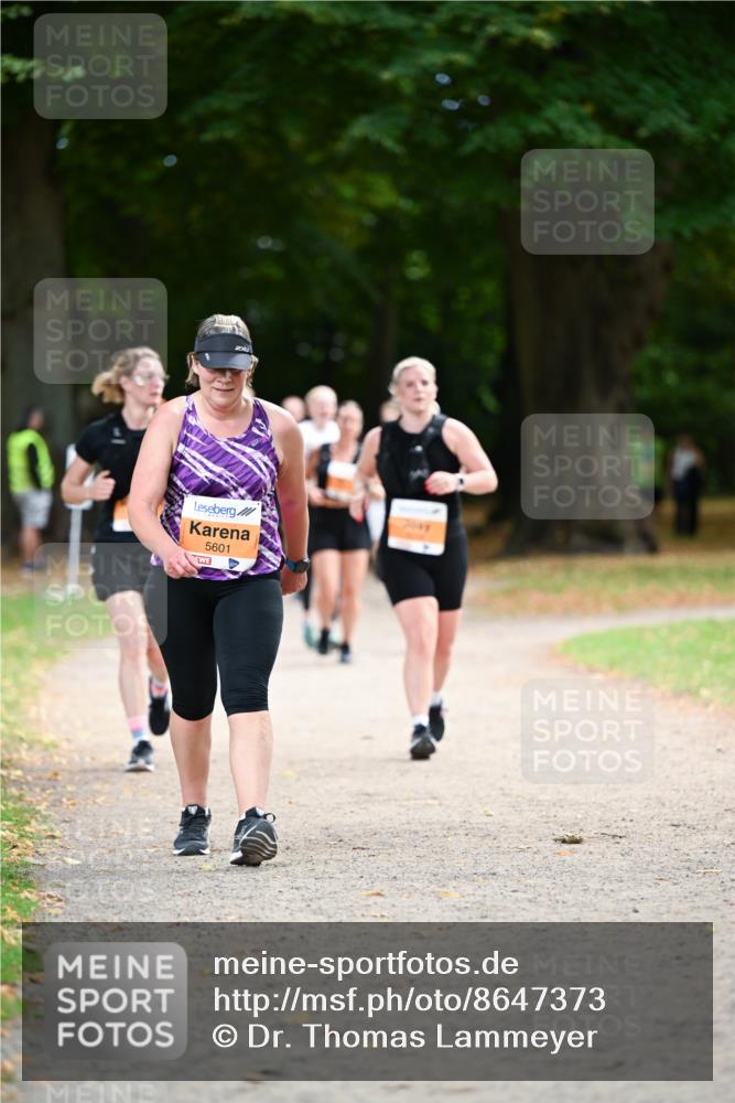 31.08.2025 - 21. Blankeneser Heldenlauf Dr. Thomas Lammeyer http://msf.ph/oto/8647373 31.08.2025 11:21:49 Laufen 5601 meine-sportfotos.de