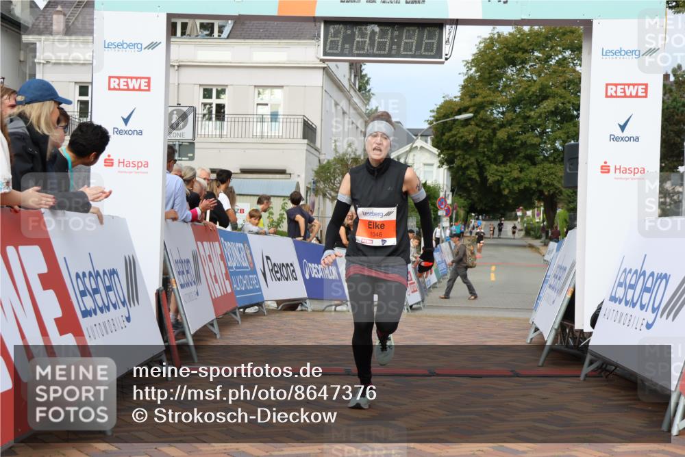 31.08.2025 - 21. Blankeneser Heldenlauf Strokosch-Dieckow http://msf.ph/oto/8647376 31.08.2025 09:49:27 Ziel 1046 meine-sportfotos.de