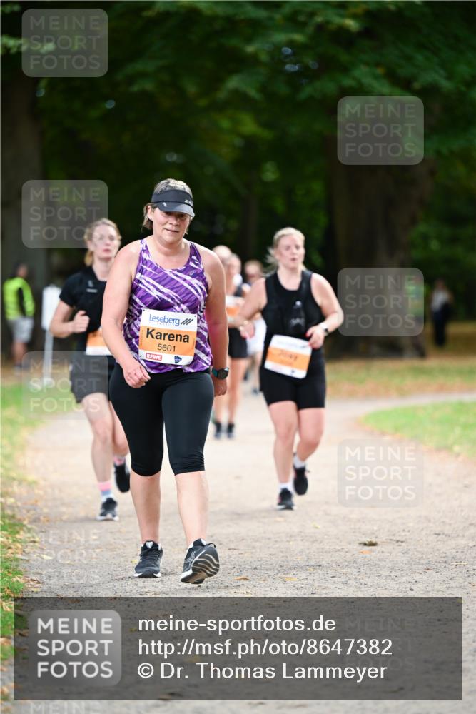 31.08.2025 - 21. Blankeneser Heldenlauf Dr. Thomas Lammeyer http://msf.ph/oto/8647382 31.08.2025 11:21:50 Laufen 5601 meine-sportfotos.de