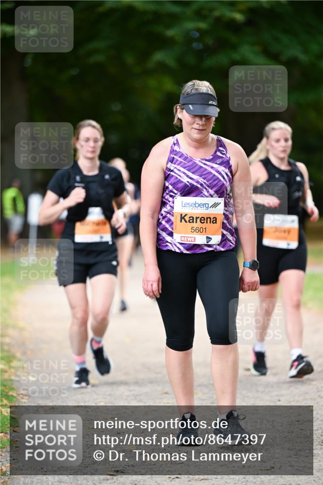 31.08.2025 - 21. Blankeneser Heldenlauf Dr. Thomas Lammeyer http://msf.ph/oto/8647397 31.08.2025 11:21:51 Laufen 5601 meine-sportfotos.de