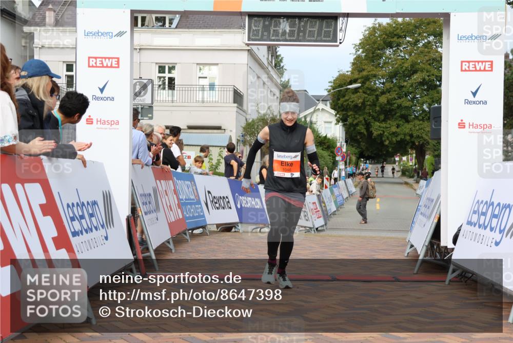 31.08.2025 - 21. Blankeneser Heldenlauf Strokosch-Dieckow http://msf.ph/oto/8647398 31.08.2025 09:49:27 Ziel 1046 meine-sportfotos.de