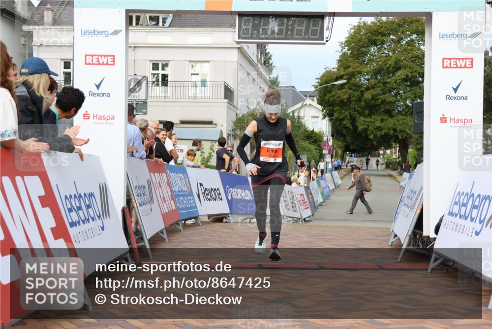 31.08.2025 - 21. Blankeneser Heldenlauf Strokosch-Dieckow http://msf.ph/oto/8647425 31.08.2025 09:49:27 Ziel 1046 meine-sportfotos.de
