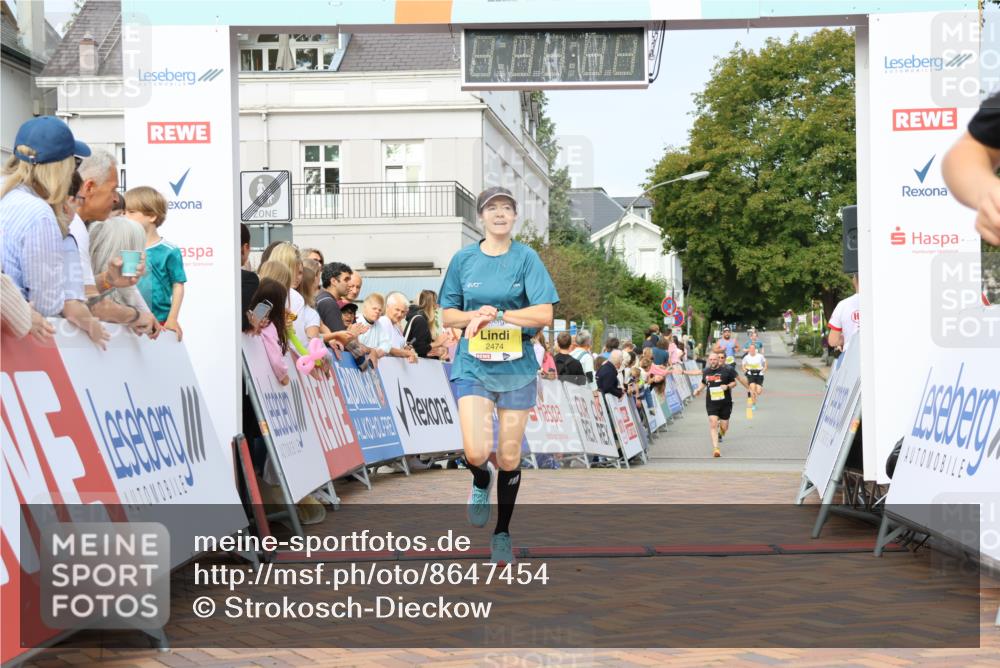 31.08.2025 - 21. Blankeneser Heldenlauf Strokosch-Dieckow http://msf.ph/oto/8647454 31.08.2025 10:19:21 Ziel 2710, 2474 meine-sportfotos.de