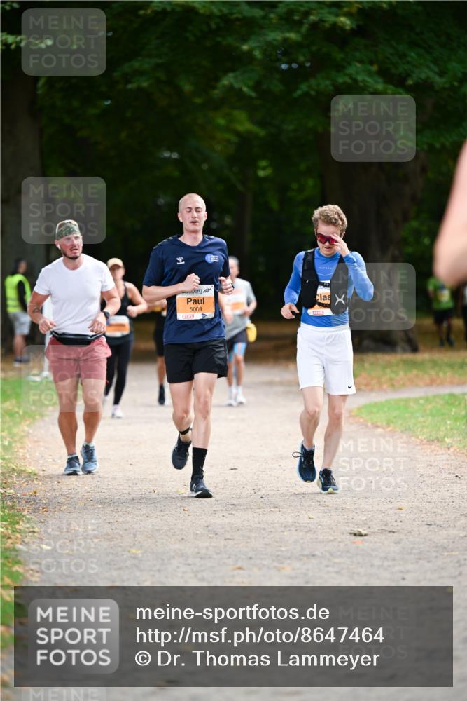 31.08.2025 - 21. Blankeneser Heldenlauf Dr. Thomas Lammeyer http://msf.ph/oto/8647464 31.08.2025 11:21:58 Laufen 5009 meine-sportfotos.de