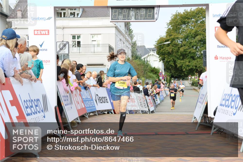 31.08.2025 - 21. Blankeneser Heldenlauf Strokosch-Dieckow http://msf.ph/oto/8647466 31.08.2025 10:19:21 Ziel 2710, 2474 meine-sportfotos.de