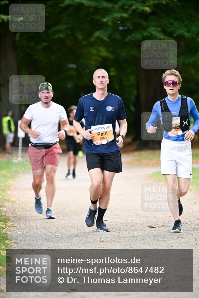 31.08.2025 - 21. Blankeneser Heldenlauf Dr. Thomas Lammeyer http://msf.ph/oto/8647482 31.08.2025 11:22:00 Laufen 90, 5009, 500 meine-sportfotos.de
