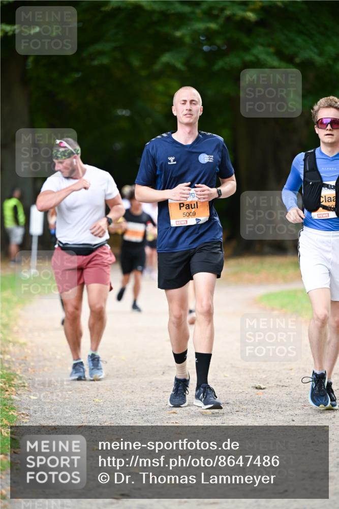 31.08.2025 - 21. Blankeneser Heldenlauf Dr. Thomas Lammeyer http://msf.ph/oto/8647486 31.08.2025 11:22:01 Laufen 5009 meine-sportfotos.de