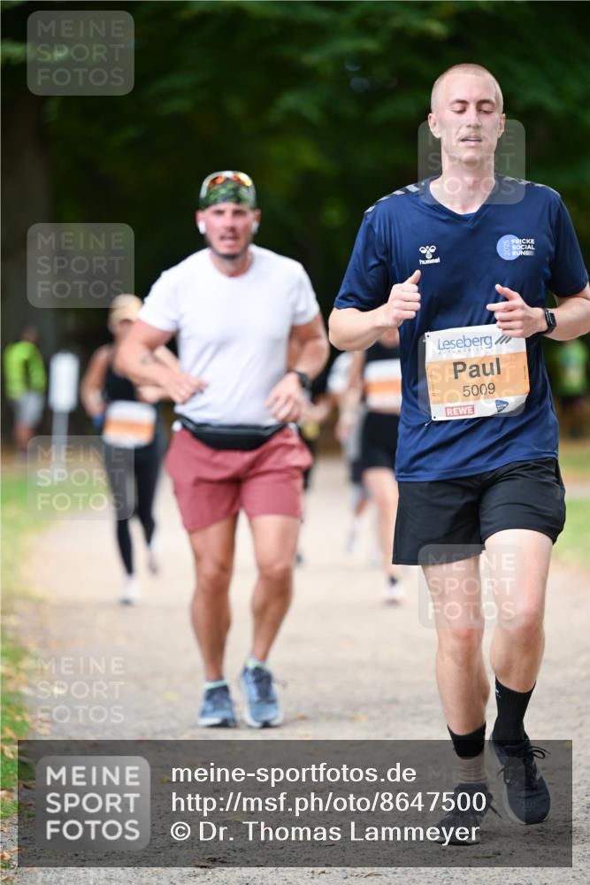 31.08.2025 - 21. Blankeneser Heldenlauf Dr. Thomas Lammeyer http://msf.ph/oto/8647500 31.08.2025 11:22:02 Laufen 5009 meine-sportfotos.de