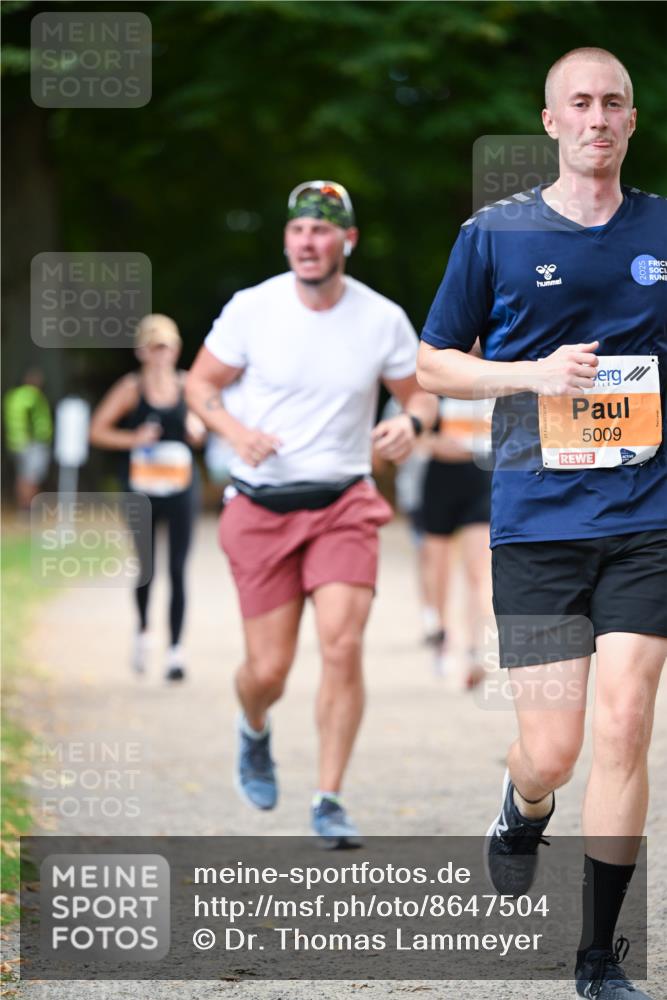 31.08.2025 - 21. Blankeneser Heldenlauf Dr. Thomas Lammeyer http://msf.ph/oto/8647504 31.08.2025 11:22:02 Laufen 5009 meine-sportfotos.de